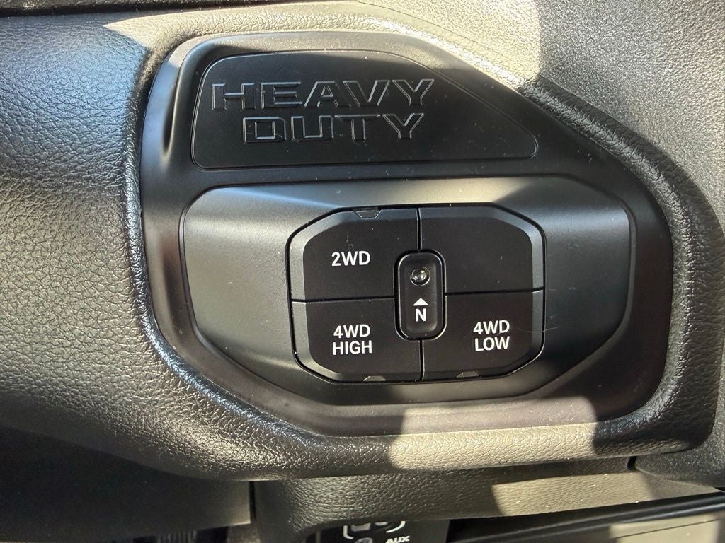 2025 RAM 3500 Tradesman Crew Cab 4x4 8' Box