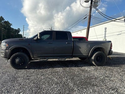 2021 RAM 3500 Laramie Crew Cab 4x4 8' Box