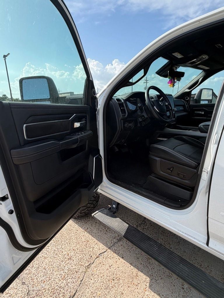 2024 RAM 2500 Laramie Crew Cab 4x4 6'4' Box