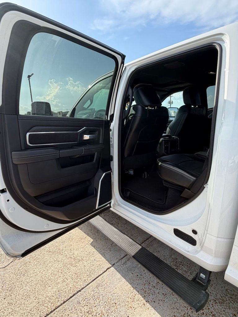 2024 RAM 2500 Laramie Crew Cab 4x4 6'4' Box