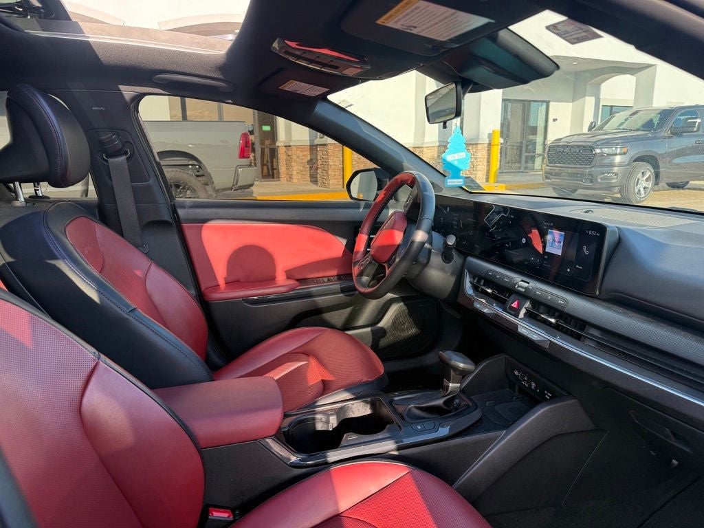 2025 Kia K4 GT-Line