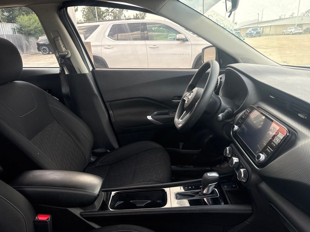 2023 Nissan Kicks SV Xtronic CVT