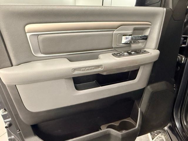 2018 RAM 1500 SLT