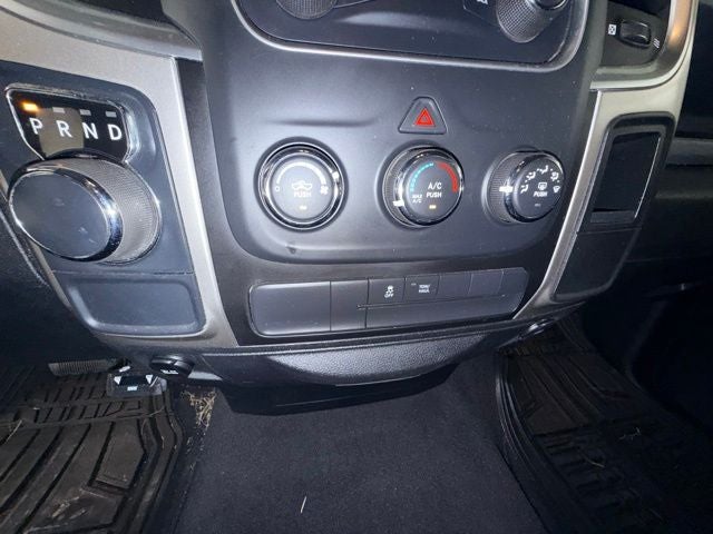 2018 RAM 1500 SLT