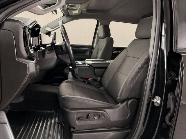 2025 Chevrolet Silverado 1500 LT LT1