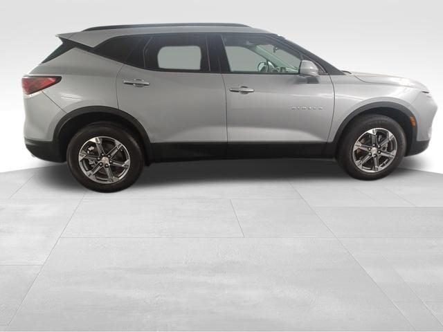 2024 Chevrolet Blazer LT — photo 8