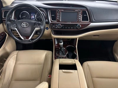 2016 Toyota Highlander XLE V6
