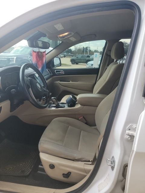 2020 Jeep Grand Cherokee Laredo E