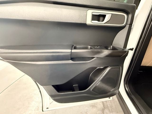 2021 Ford Explorer Base