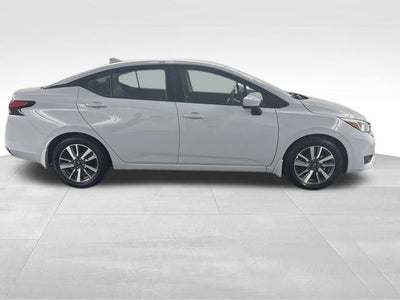 2023 Nissan Versa 1.6 SV