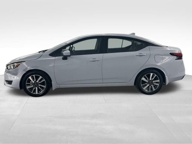 2023 Nissan Versa 1.6 SV