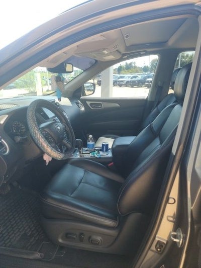 2018 Nissan Pathfinder SL