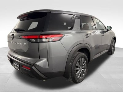 2024 Nissan Pathfinder S