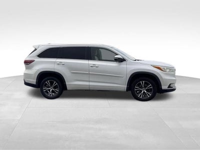 2016 Toyota Highlander XLE V6