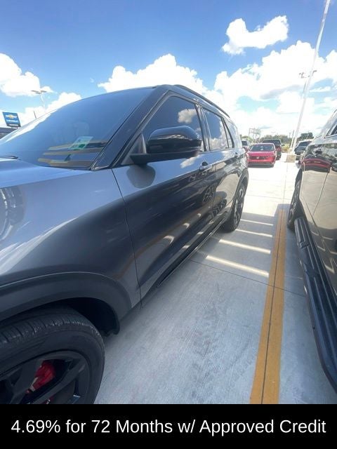 2022 Ford Explorer ST