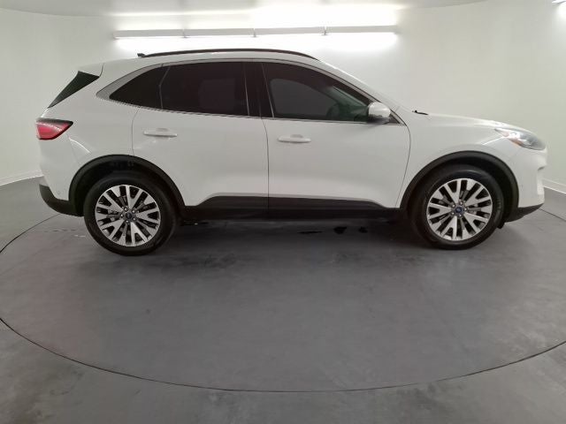 2020 Ford Escape Titanium — photo 8
