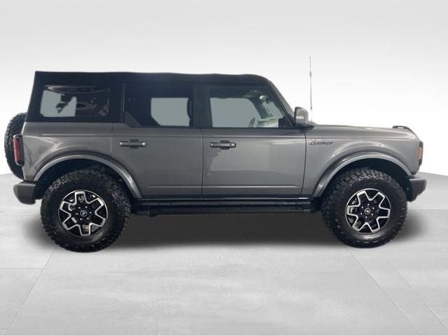 2021 Ford Bronco Base