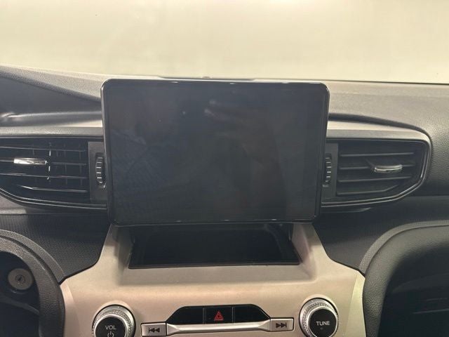 2021 Ford Explorer Base
