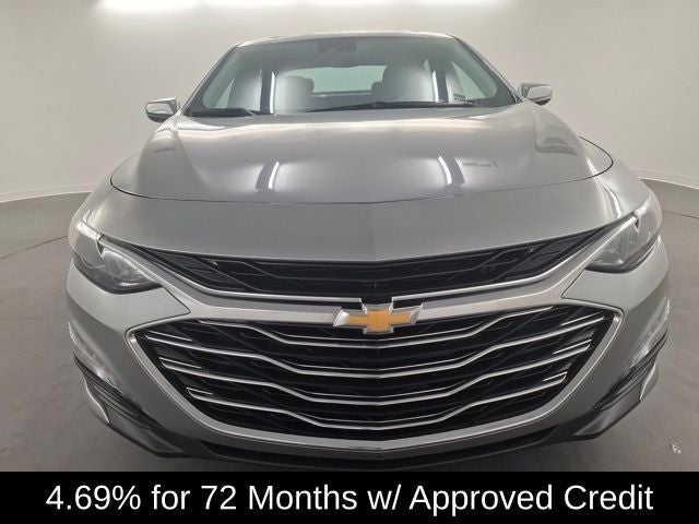 2024 Chevrolet Malibu LT — photo 2