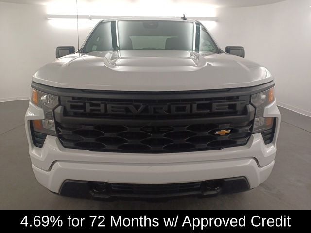 2023 Chevrolet Silverado 1500 Custom — photo 2