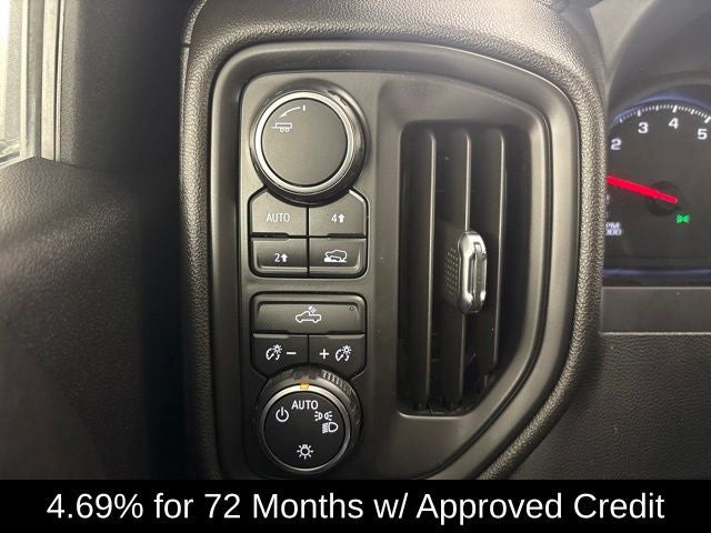 2023 Chevrolet Silverado 1500 Custom — photo 30