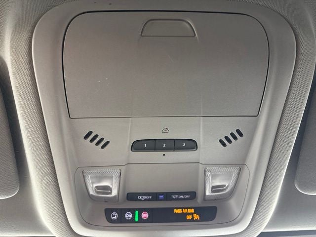 2023 GMC Acadia SLT — photo 30