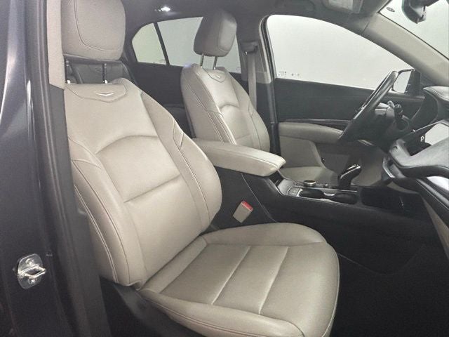 2023 Cadillac XT4 FWD Luxury