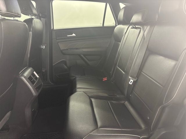 2022 Volkswagen Atlas Cross Sport 2.0T SE w/Technology