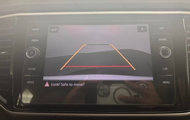 2022 Volkswagen Atlas Cross Sport 2.0T SE w/Technology