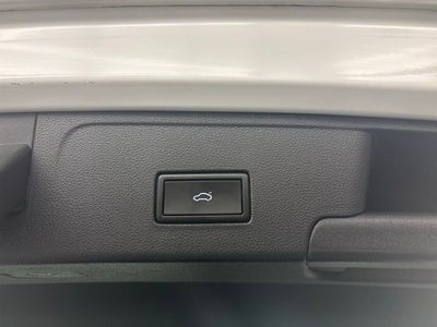 2022 Volkswagen Atlas Cross Sport 2.0T SE w/Technology