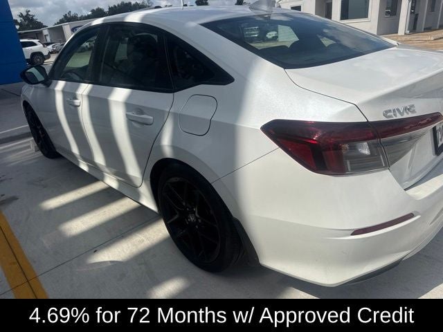 2025 Honda Civic Hybrid Sport Touring — photo 2