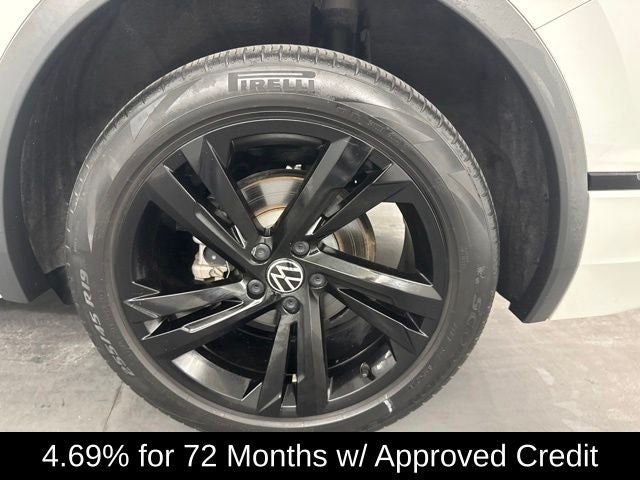 2024 Volkswagen Tiguan SE R-Line Black