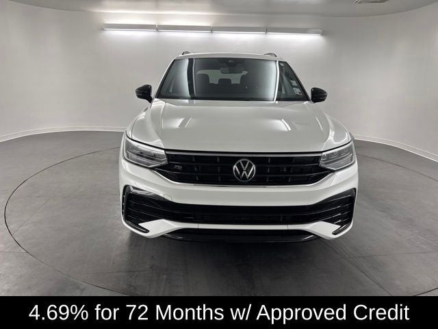 2024 Volkswagen Tiguan SE R-Line Black