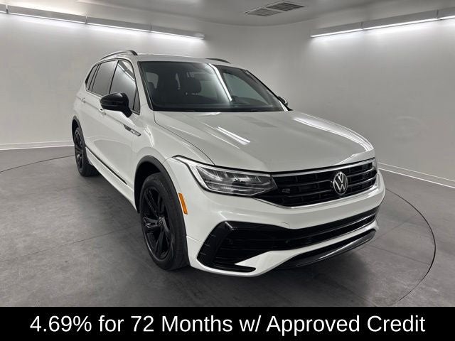 2024 Volkswagen Tiguan SE R-Line Black