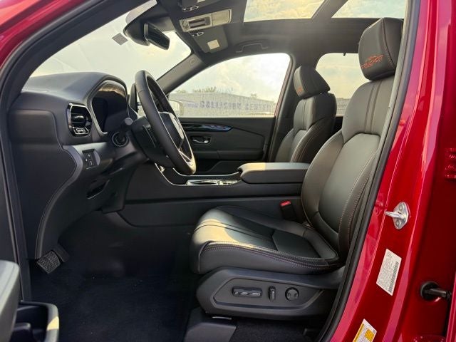 2025 Honda Pilot AWD TRAILSPORT