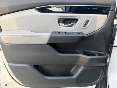 2025 Honda Pilot AWD TRG