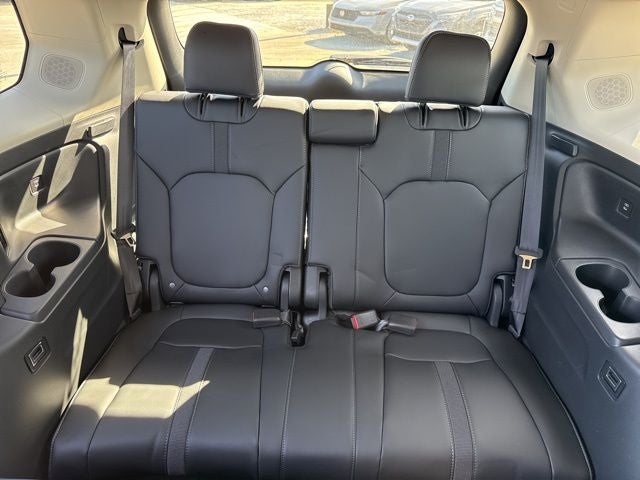 2025 Honda Pilot AWD Touring w/HPD Wheels