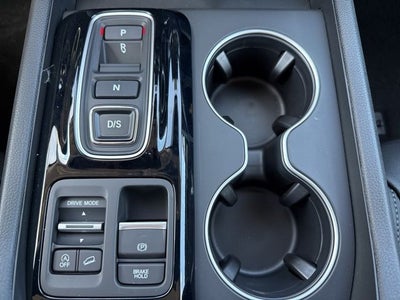 2025 Honda Pilot AWD Touring w/HPD Wheels