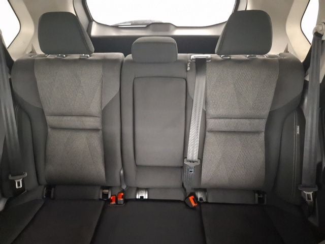 2024 Nissan Rogue SV — photo 28