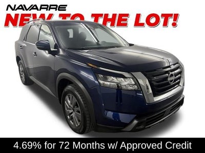 2025 Nissan Pathfinder SV