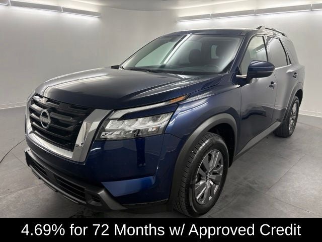 2025 Nissan Pathfinder SV