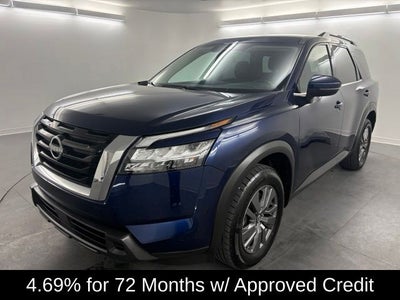 2025 Nissan Pathfinder SV