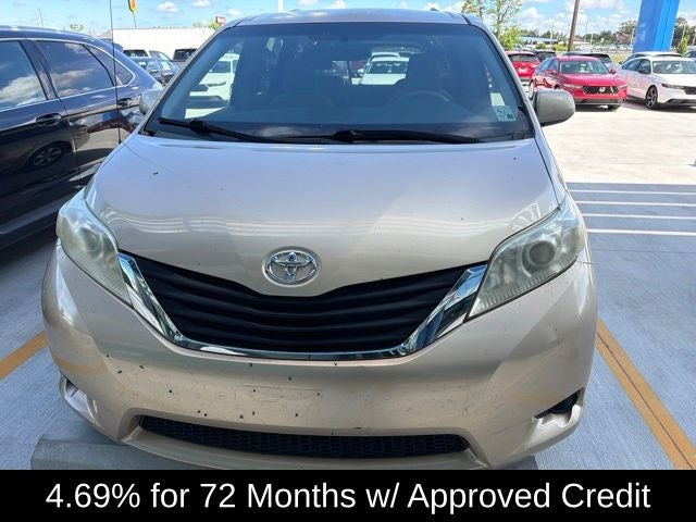 2011 Toyota Sienna LE