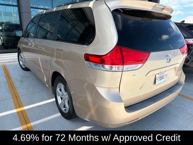 2011 Toyota Sienna LE