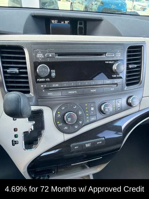 2011 Toyota Sienna LE