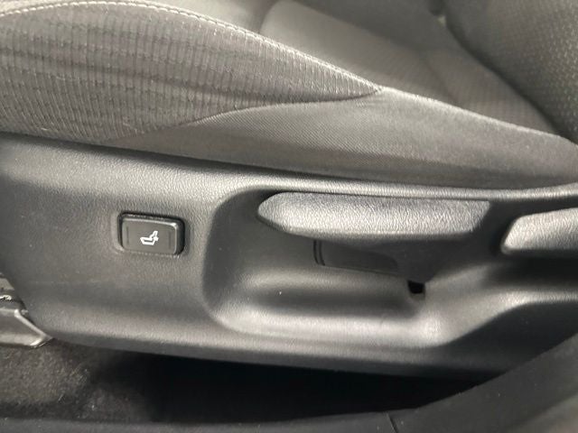 2018 Toyota C-HR XLE Premium