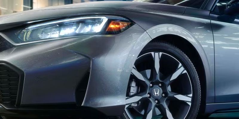 2026 Honda Civic Hatchback Tire